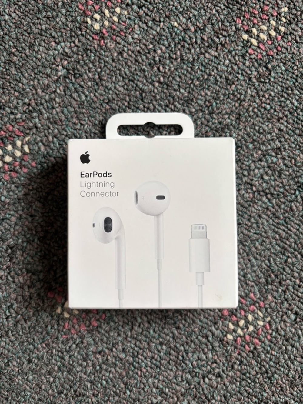 Apple EarPods with Lightning Connector